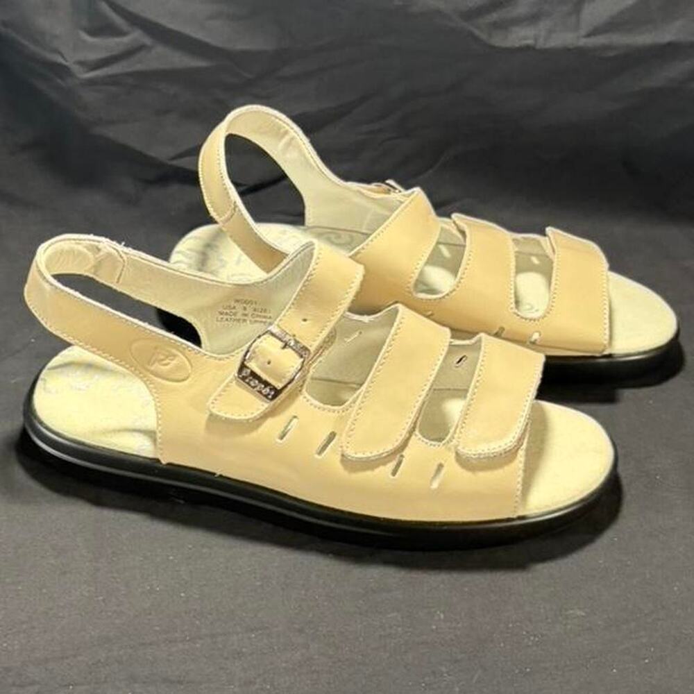 🚨 New (no box) Propet Leather Sandals - Breeze Walker. Women’s Size: 9. 👡
